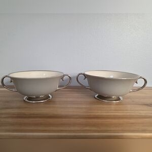 Elegant FLINTRIDG Grey and Silver Double-Handled Bowls
